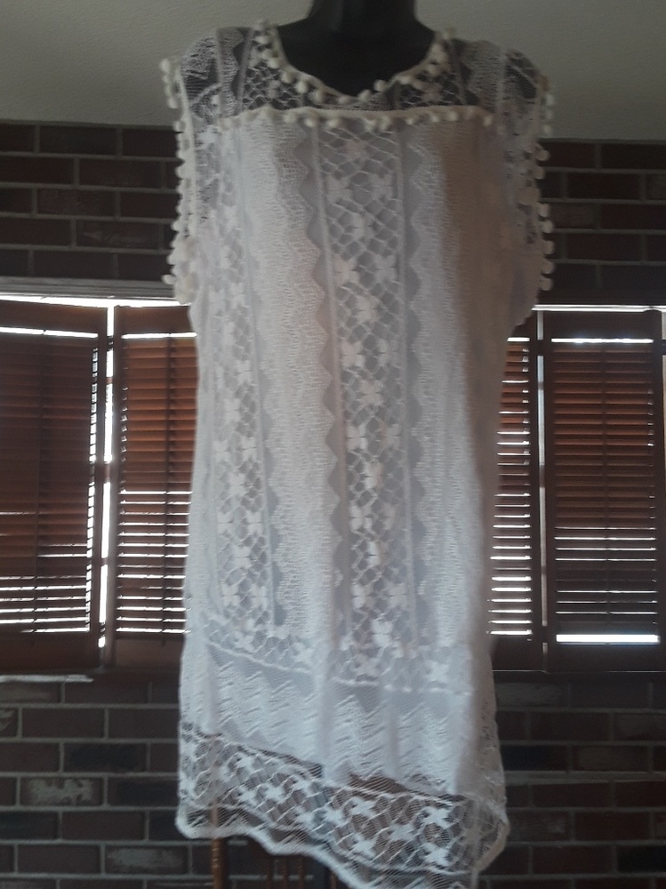 Vicabo lacy dress